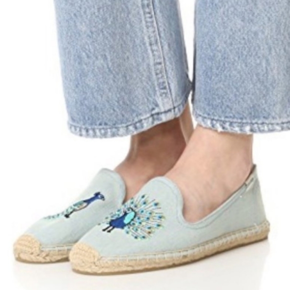 *SOLD* SOLUDOS Peacock Embroidered Smoking Slipper - Picture 4 of 9